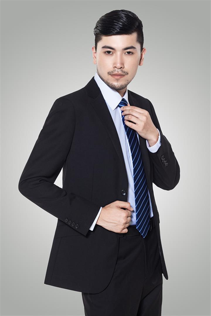 杨成广 艺术总监 & 首席设计师